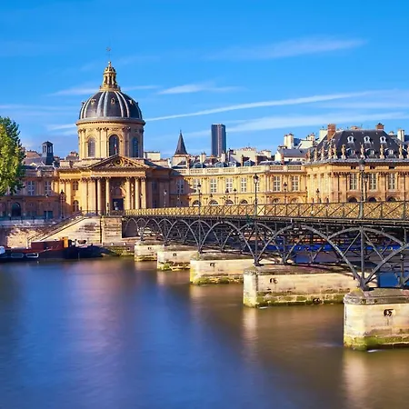 Tinyhouse Saint-germain-des-pres 3*